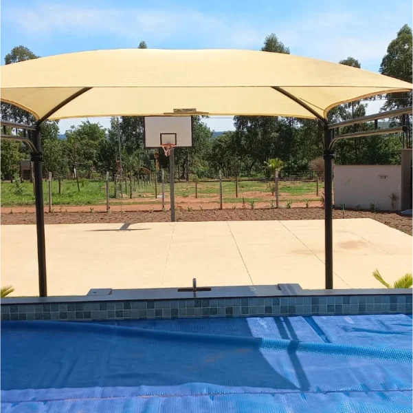 Telas de Sombreamento para áreas de lazer: Dicas de instalação e uso ideal