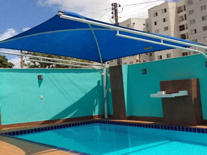 Benefícios das Telas de Sombreamento com proteção UV para piscinas e pátios