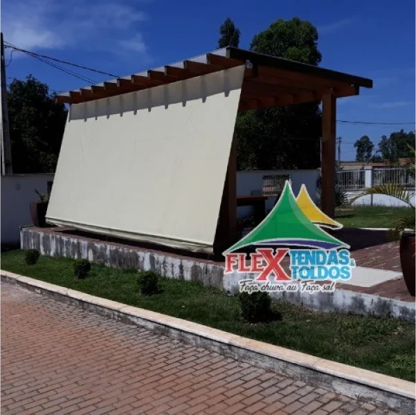 Vantagens de instalar um toldo para garagens em casas que não possuem estrutura de alvenaria